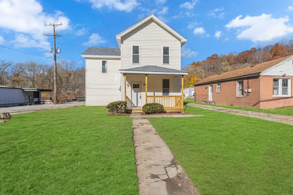 498 Blockhouse Run Rd, Pulaski, PA 15066 - Image #1