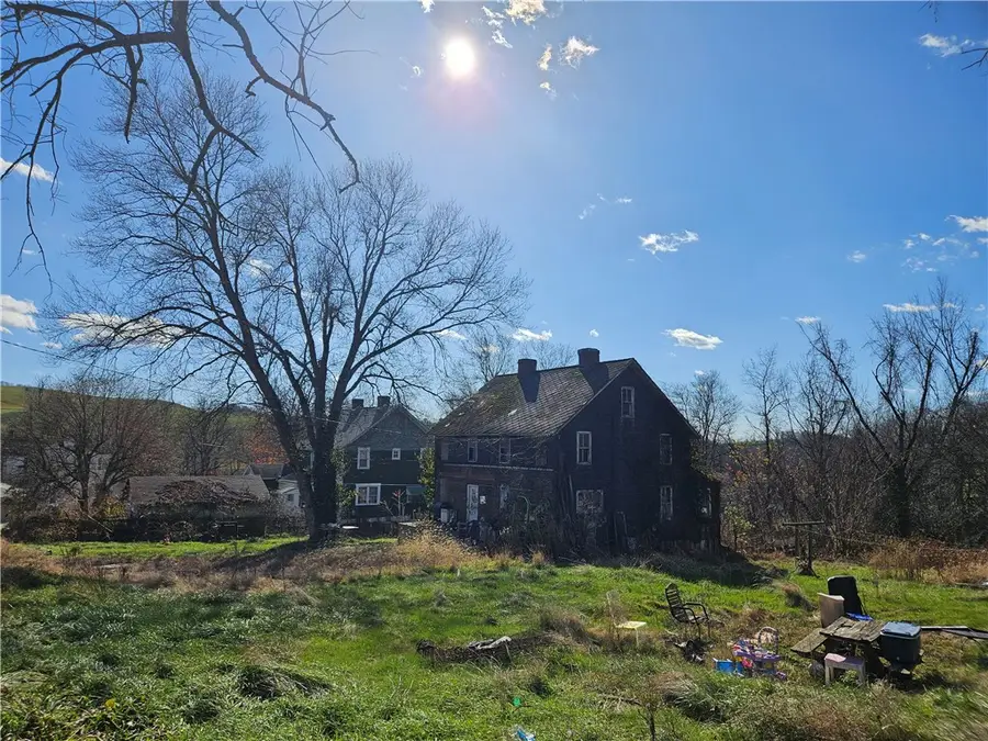 405 1st St, Franklin, PA 15431 - Image #3