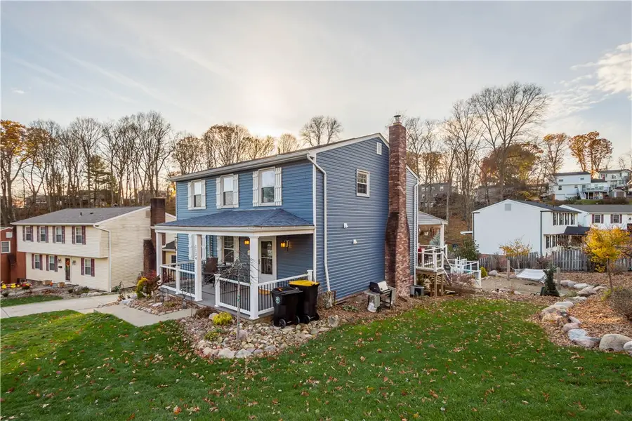 1124 Tidewood Dr, Bethel Park, PA 15102 - Image #2