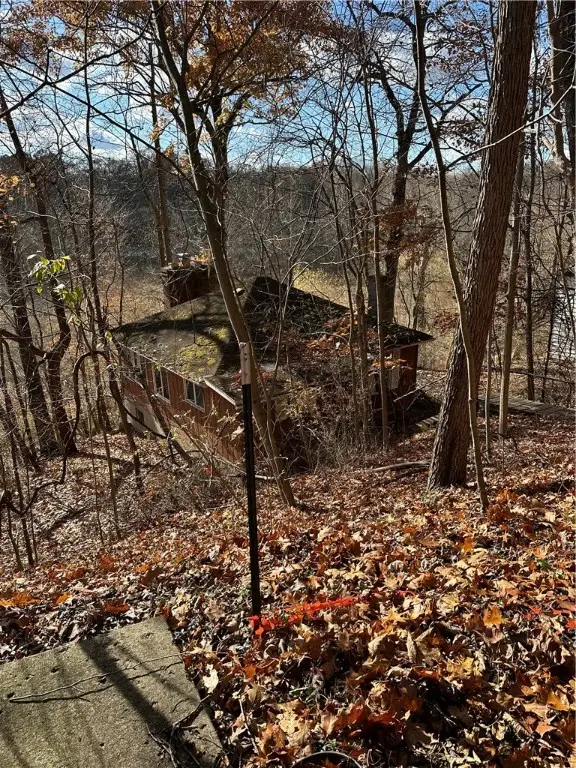 360 Lakewood Gardens Rd, Hickory Twp, PA 16105 - Image #1