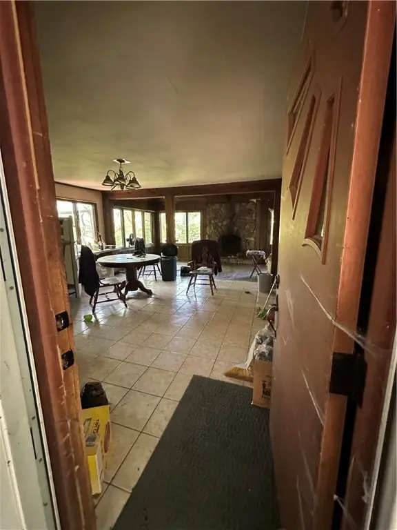 360 Lakewood Gardens Rd, Hickory Twp, PA 16105 - Image #3