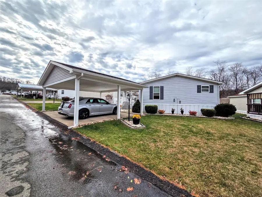 105 Eagle Pointe Ests, New Eagle, PA 15067 - Image #2