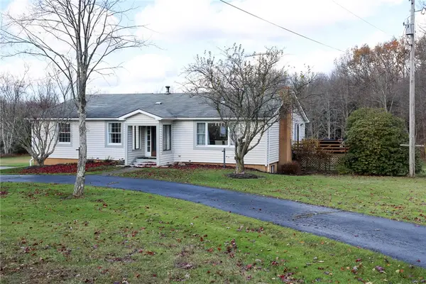 399 Caldwell Rd, Sandy Lake Twp, PA 16153