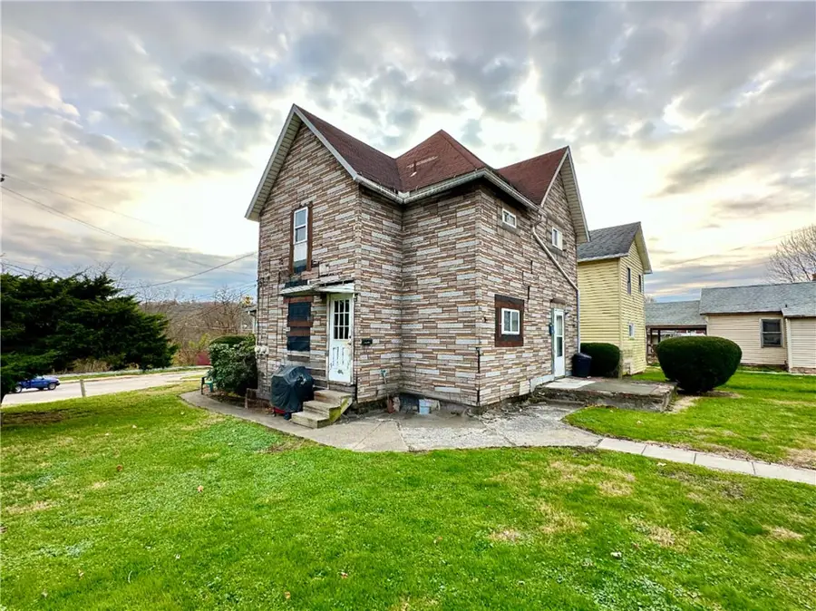 508 Todd Ave, Ellwood City, PA 16117 - Image #3