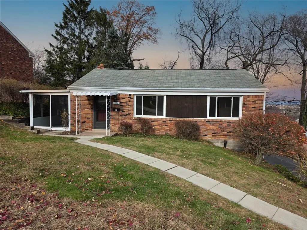 1494 Blossom Hill Rd, Castle Shannon, PA 15234 - Image #1