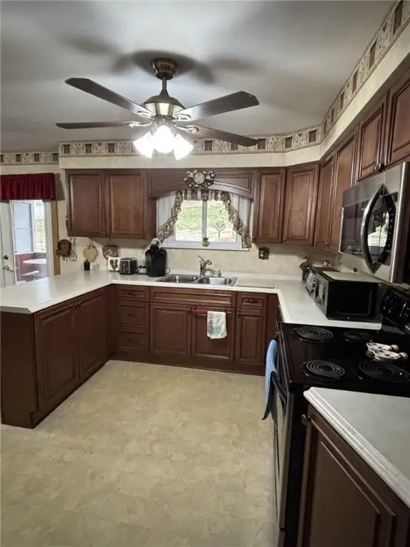 132 Marlene Dr, Chippewa, PA 15010 - Image #2