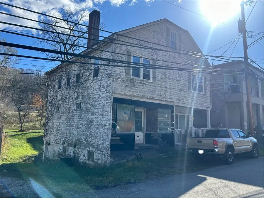 3127 Millers Run Rd, Cecil, PA 15321 - Image #2