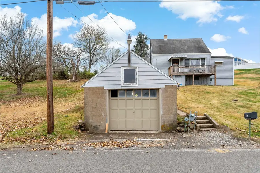 25 Kinder Ave, Fallowfield, PA 15022 - Image #3