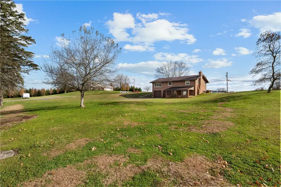 107 Silverview Dr, Buffalo, PA 16055 - Image #3