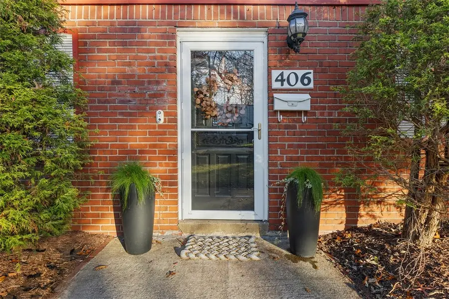 406 Newport Rd, Forest Hills, PA 15221 - Image #3