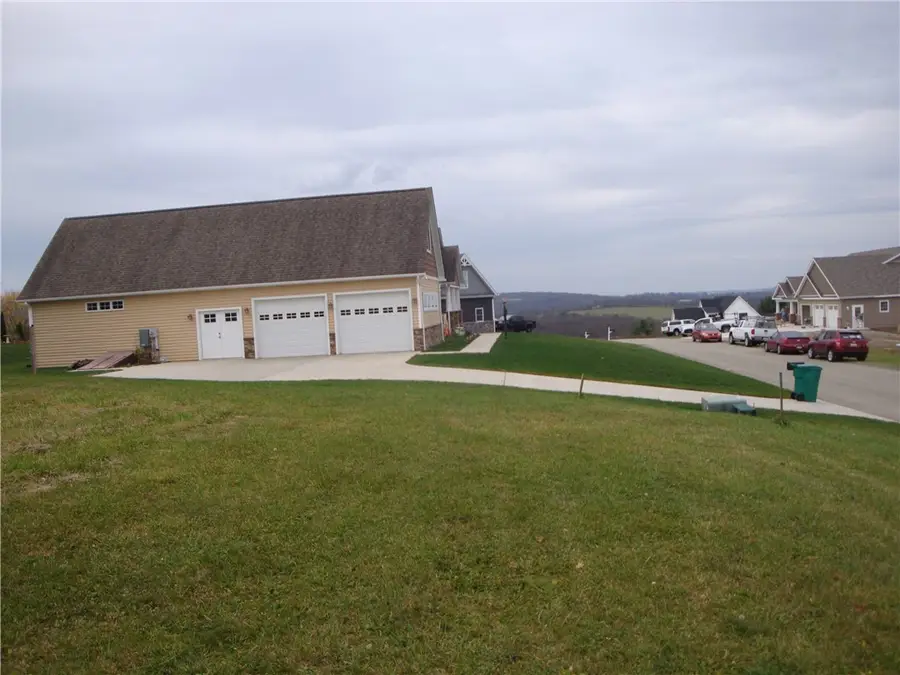 765 Victoria Way, Derry Township, PA 15627 - Image #3