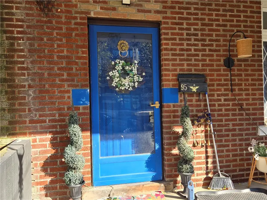 95 Harwood St, Mount Washington, PA 15211 - Image #3