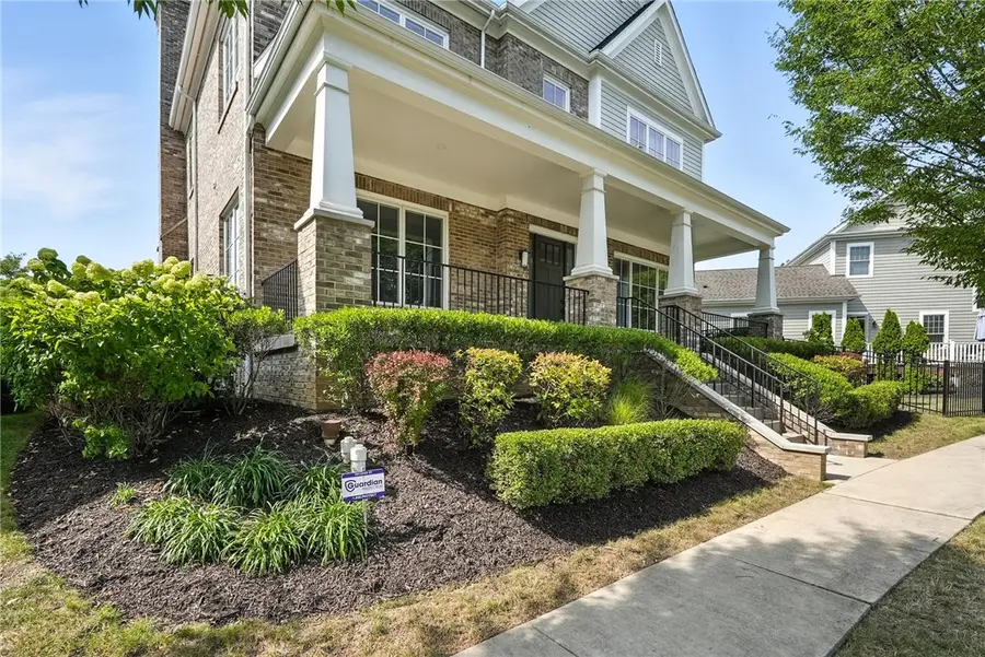 1696 Shelburne Ln., Squirrel Hill, PA 15217 - Image #2