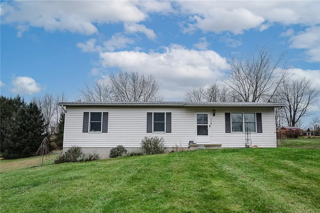 114 Apache Dr, White, PA 15701 - Image #1