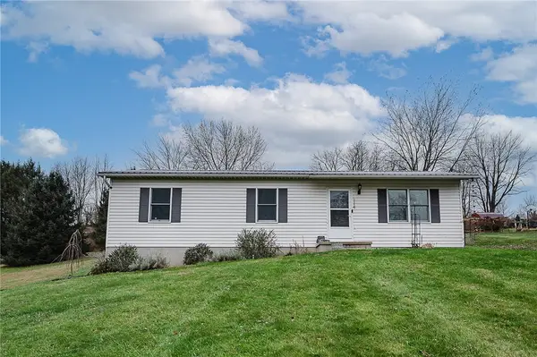 114 Apache Dr, White Twp, PA 15701