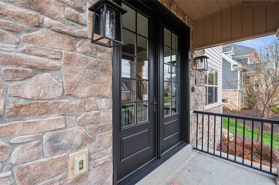 1010 Colony Dr, Collier Township, PA 15205 - Image #2