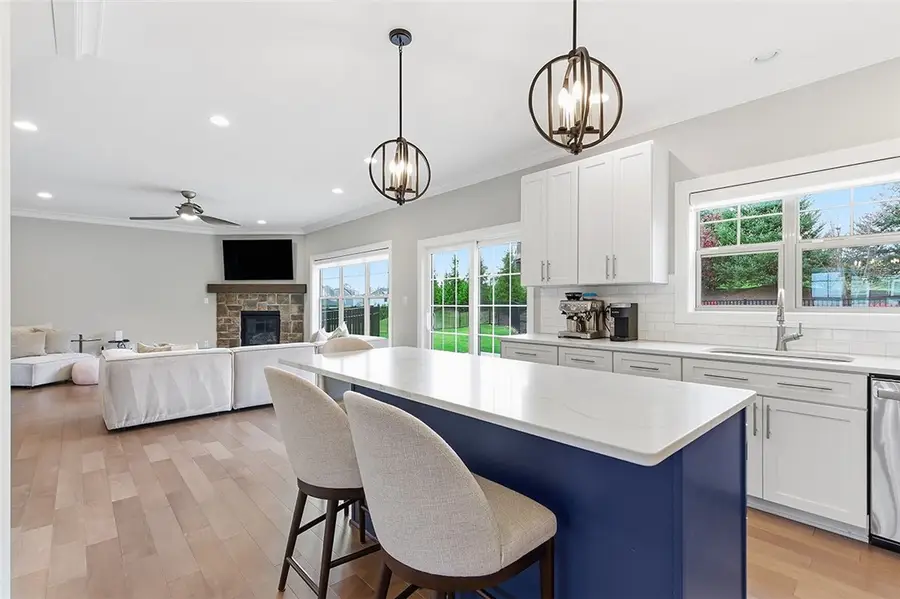 1010 Colony Dr, Collier Township, PA 15205 - Image #3