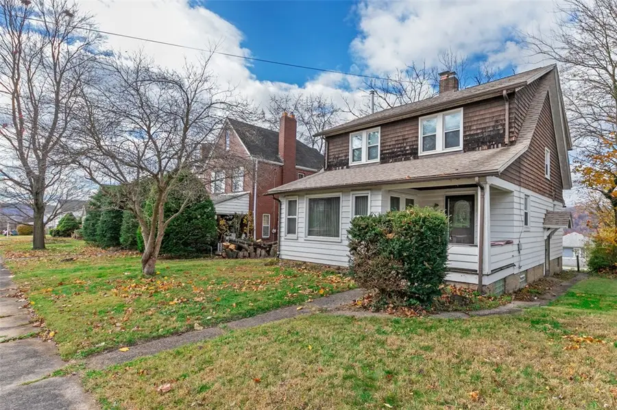 325 Pershing Drive, New Kensington, PA 15068 - Image #2