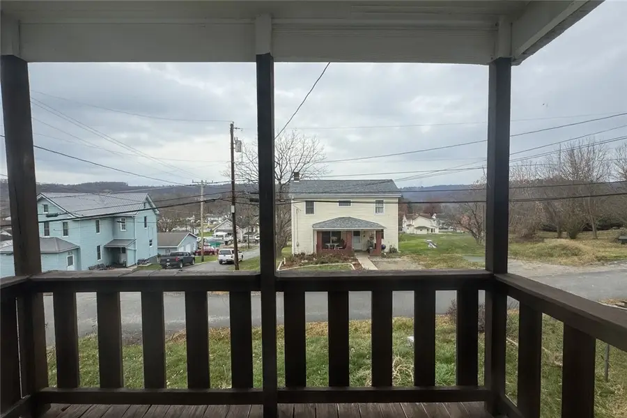 242 Union St, Dunbar Township, PA 15430 - Image #2