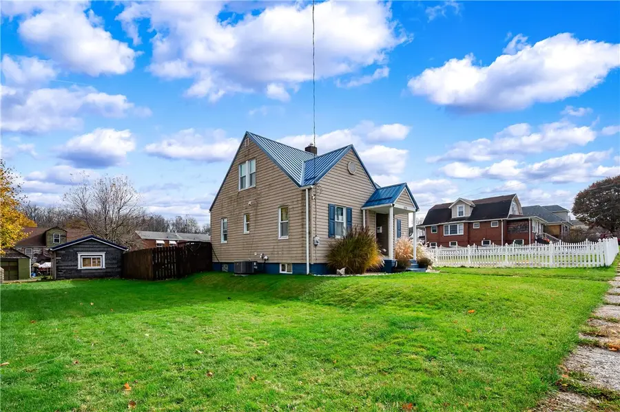 1525 Neely St, Natrona Heights, PA 15065 - Image #2