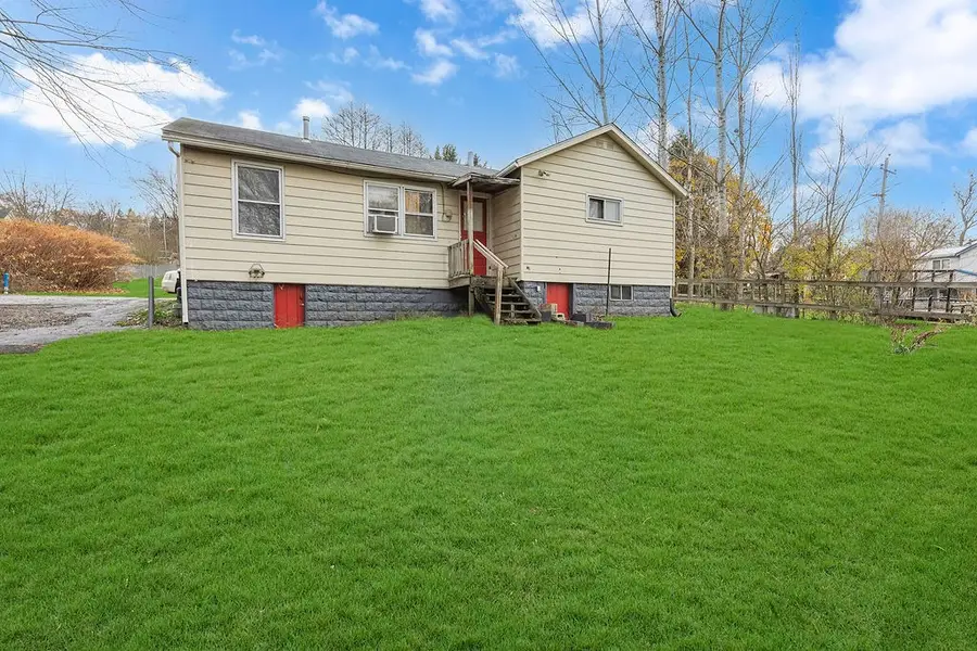 396 Oak Way, Sharon, PA 16146 - Image #2