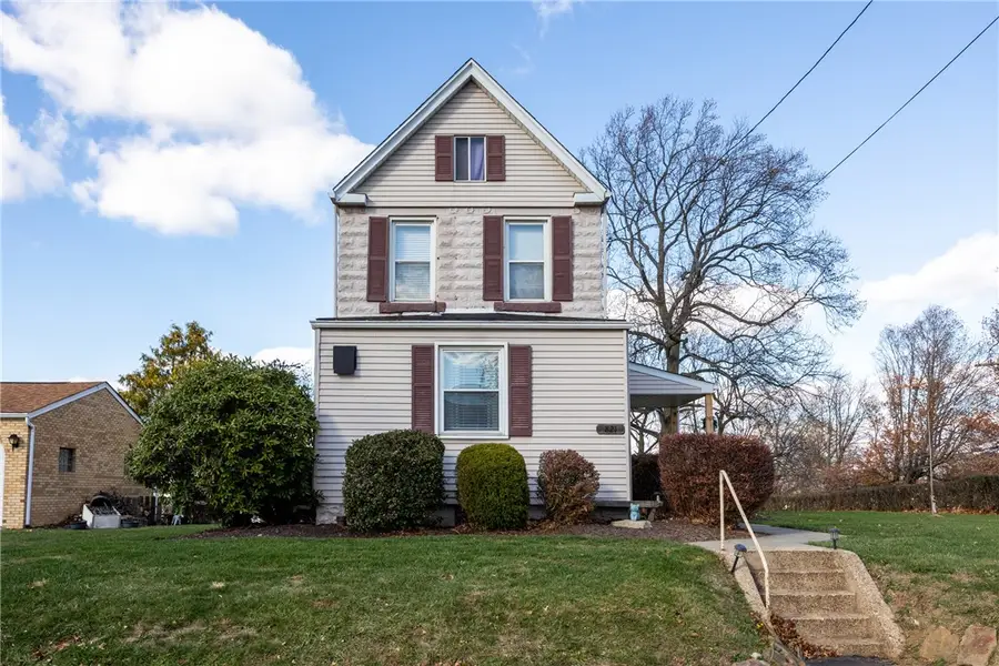 821 Corbin St, West Mifflin, PA 15122 - Image #3