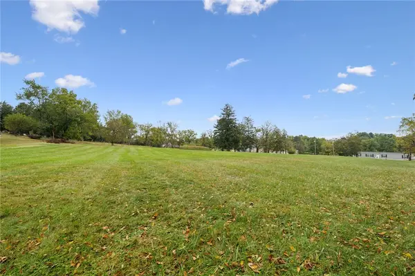 1025 Garden Street, Hempfield Twp, PA 15601