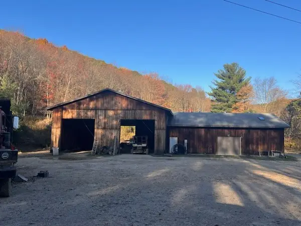 4965 Juneau Rd, Punxsutawney Area School District, PA 15767