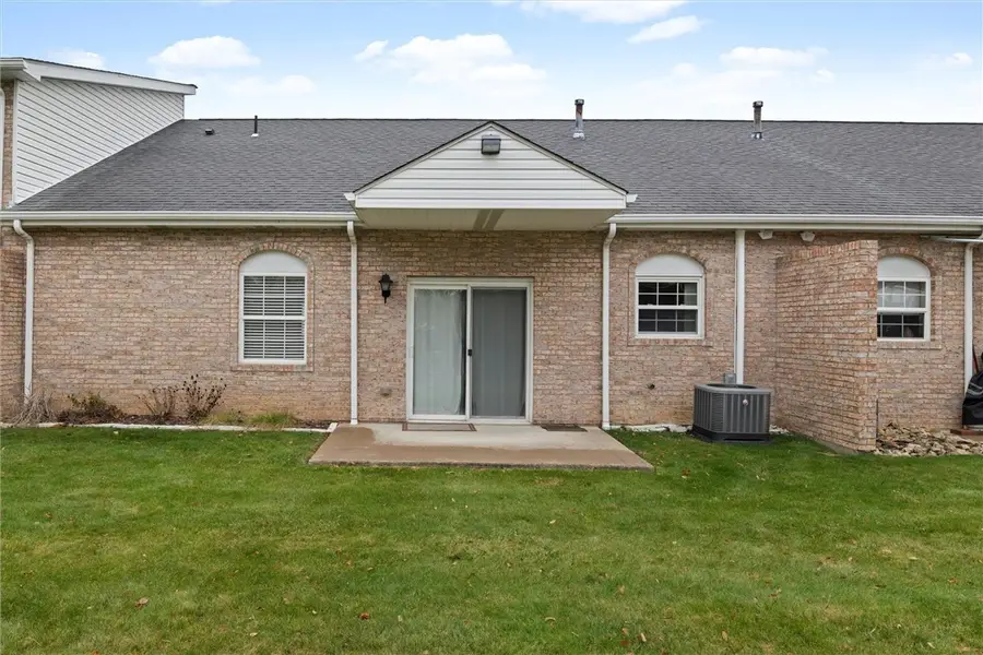 41 Elena Avenue, Lower Burrell, PA 15068 - Image #2