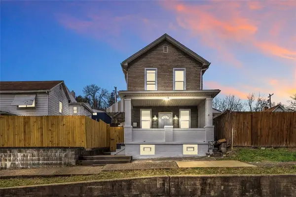 1209 Lower Meadow Ave, Charleroi Boro, PA 15022