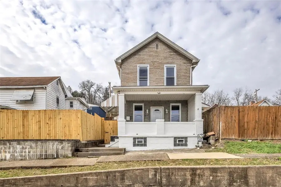 1209 Lower Meadow Ave, Charleroi, PA 15022 - Image #2