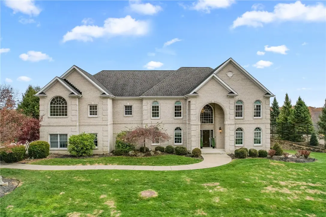 711 Parkview Dr, Pine, PA 15044 - Image #1