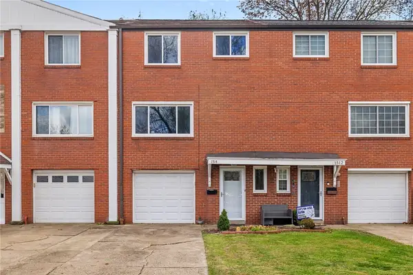 1514 Dunluce, Whitehall, PA 15227