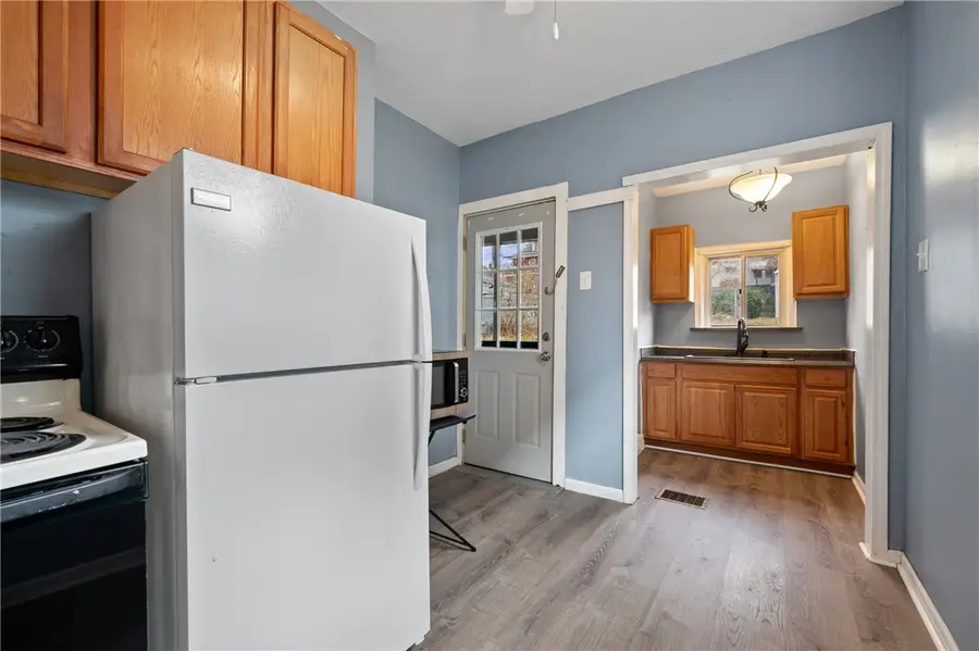 1254 Victoria Ave, New Kensington, PA 15068 - Image #3