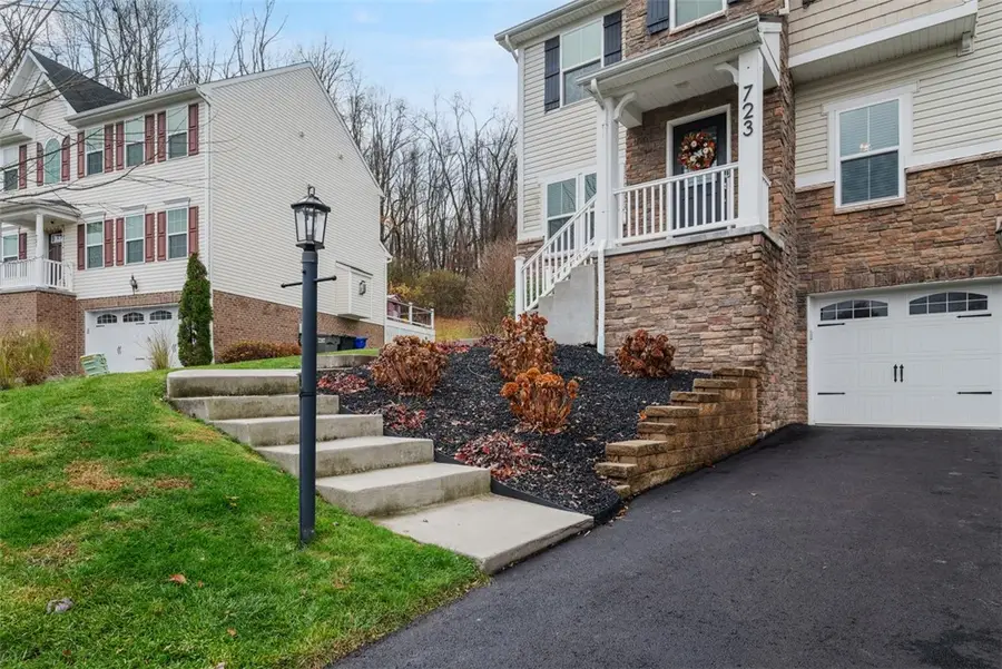 723 Packsaddle Trail, Bakerstown, PA 15044 - Image #2