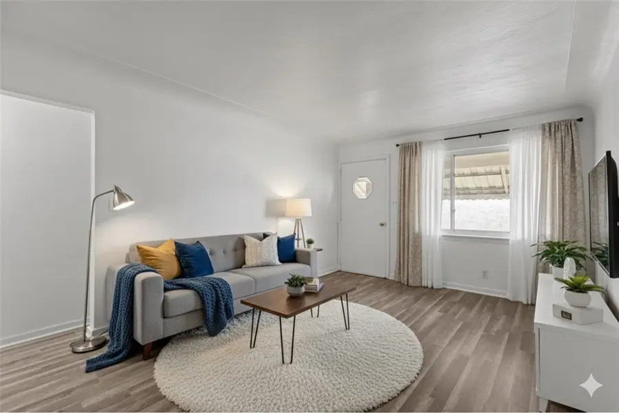 415 Euclid Ave, Glassport, PA 15045 - Image #2