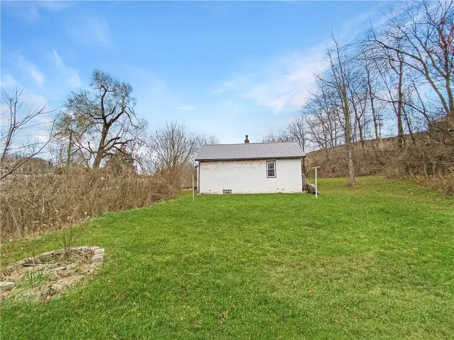 26 Mcnair Ave, Slovan, PA 15078 - Image #3