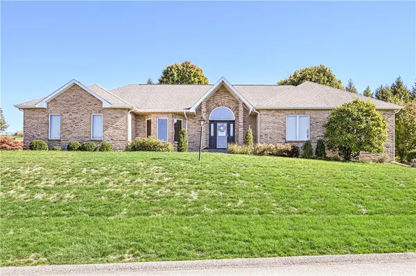 701 Rembrandt Circle, Hempfield Twp, PA 15642