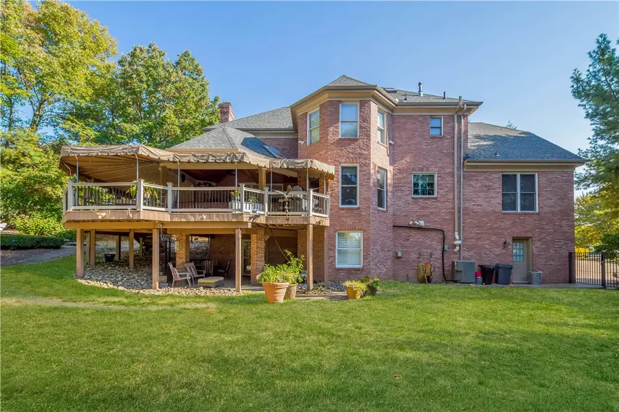 1095 Saint Mellion Dr, Presto, PA 15142 - Image #3