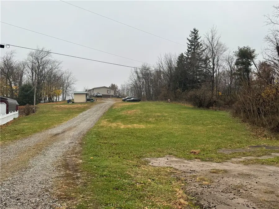 287 Hopwood Coolspring Rd, Hopwood, PA 15445 - Image #3