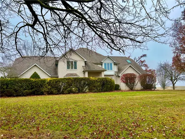 125 Moween Road, Loyalhanna, PA 15681