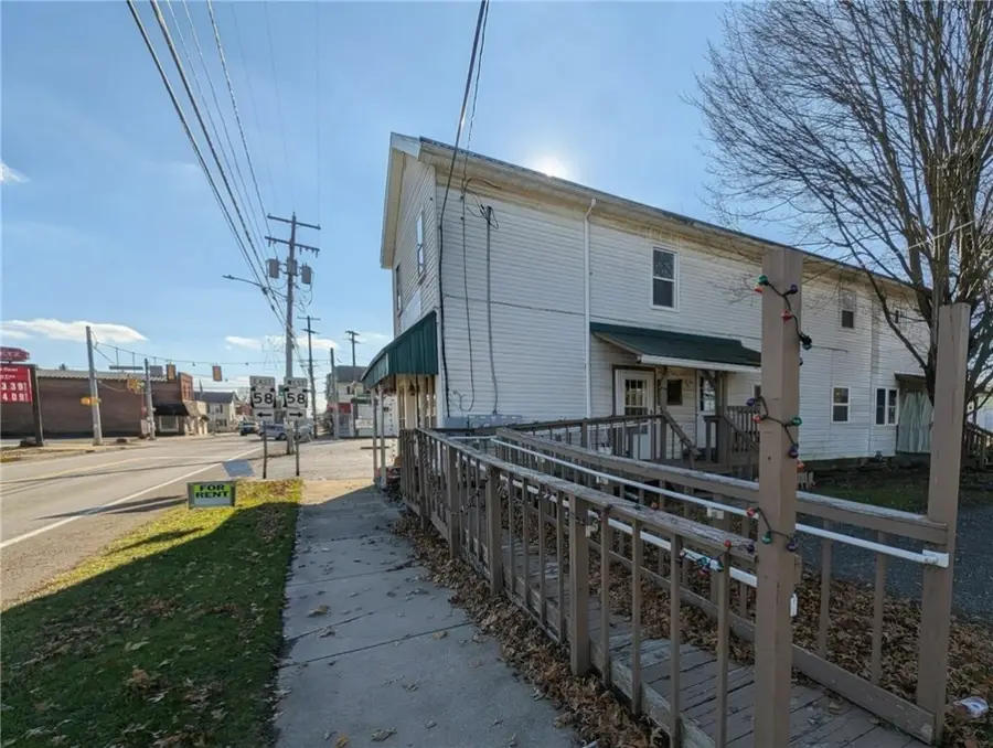 108 N Main St, Harrisville, PA 16038 - Image #3