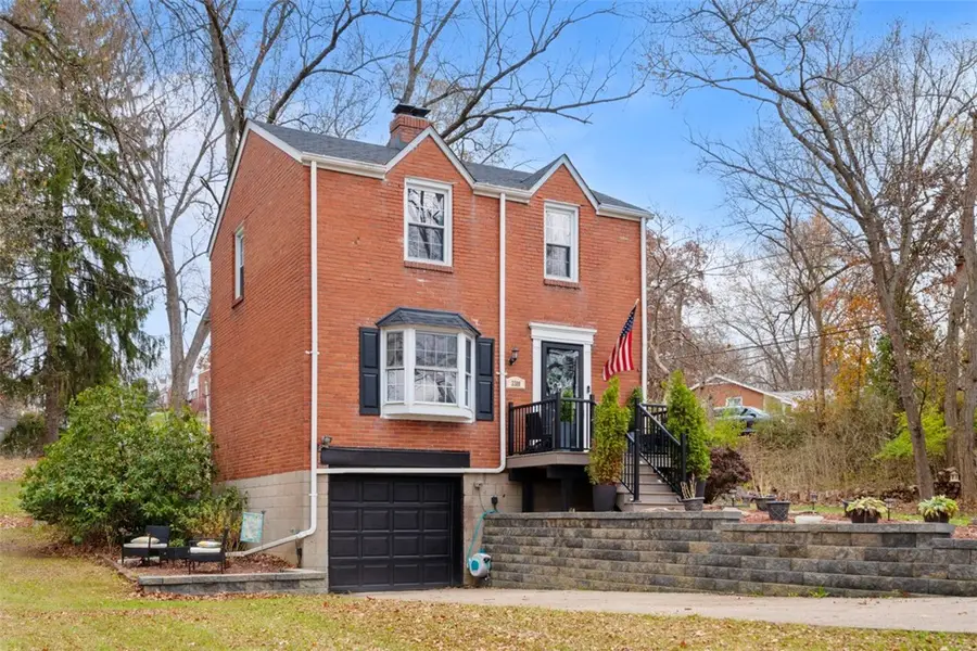 3300 Crestview Dr, Bethel Park, PA 15102 - Image #3