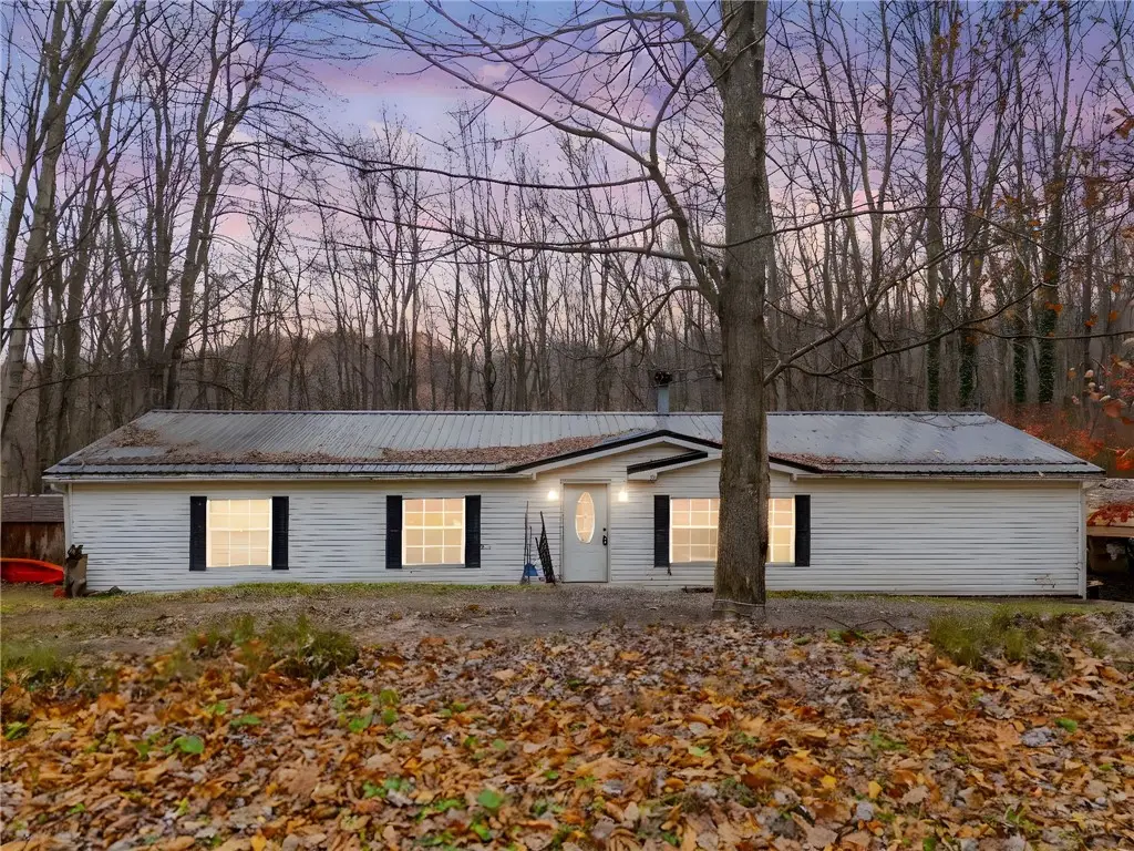 229 Connoquenessing Dr, Connoquenessing Township, PA 16033 - Image #1