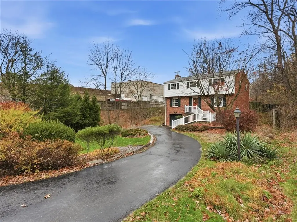 125 E Sandle Ave, McCandless, PA 15237 - Image #1