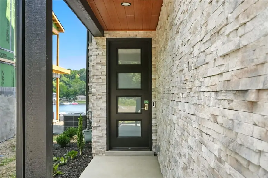 132 Miramar Drive, Ohara Township, PA 15238 - Image #2