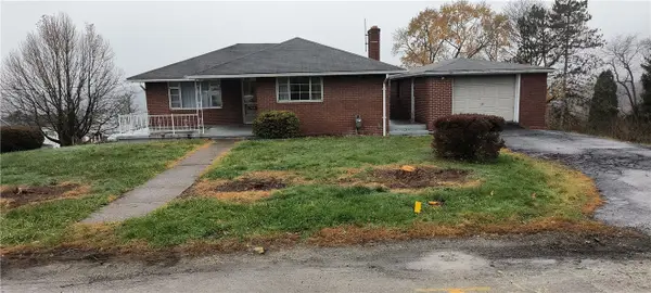 909 Roy St, Connellsville, PA 15425