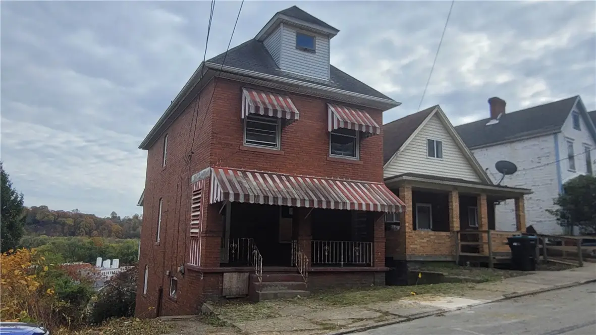 417 W 8th Ave, Tarentum, PA 15084 - Image #1