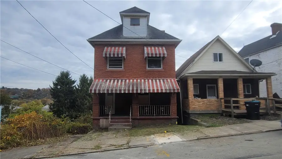 417 W 8th Ave, Tarentum, PA 15084 - Image #2