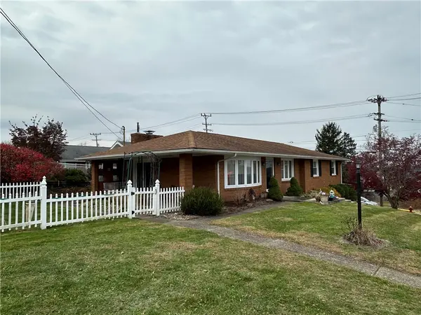 900 Lewis Ave, Jeannette, PA 15644